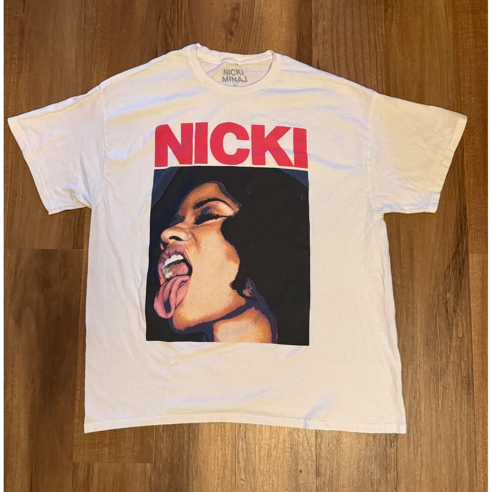 Nicki Minaj Graphic T-Shirt Mens XL White Cotton Short Sleeve Concert Tour Tee